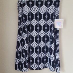 NWT Lularoe Skirt, black & white Aztec design sz L